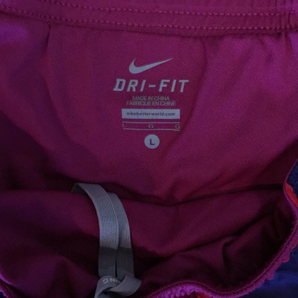 Nike running shorts - Picture 3 of 7